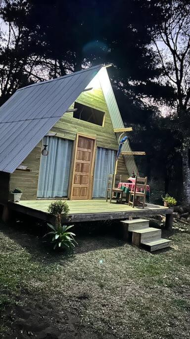 Chale Flor Da Montanha 2 Villa เซาเบนโตโดซาปูไค ภายนอก รูปภาพ